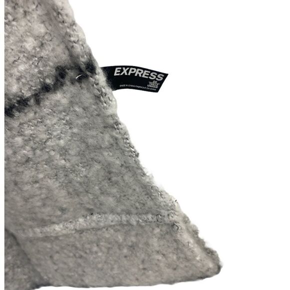 Express | Gray plaid infinity scarf - Picture 6 of 8